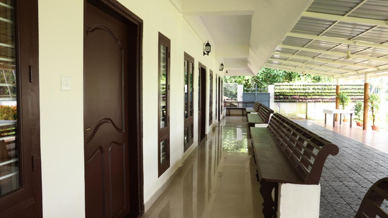 Ashtamudi Lake Garden Resorts 科兰 外观 照片