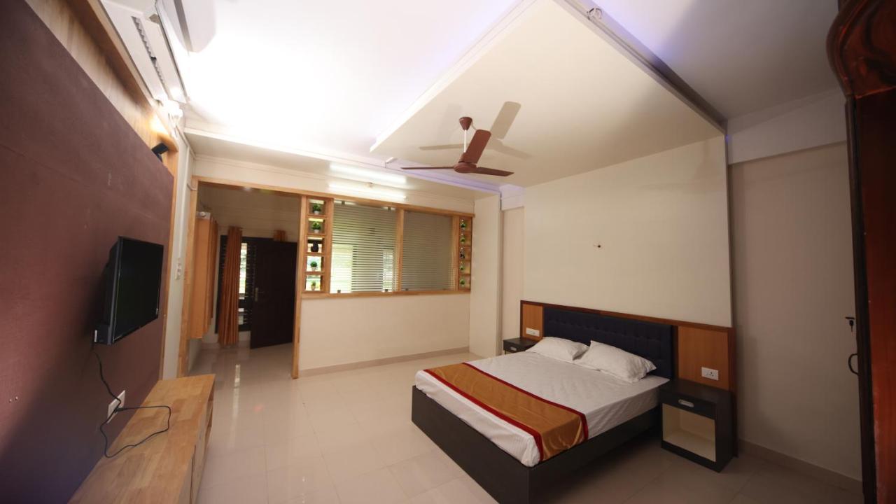 Ashtamudi Lake Garden Resorts 科兰 外观 照片